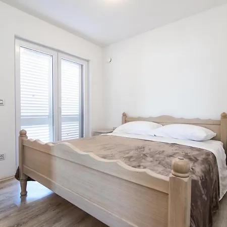 Marija Ii Apartmán *